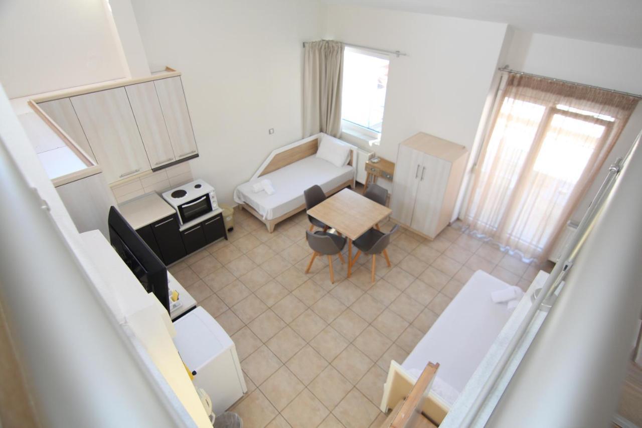 Studios Kostis Limenaria  Luaran gambar